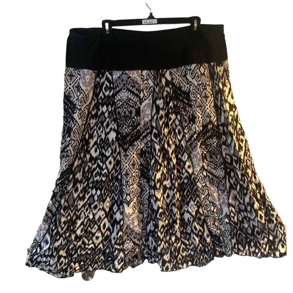 Pre Owned Women’s Notations Skirt Black White Gray Sz XXL Flowing Festive Style